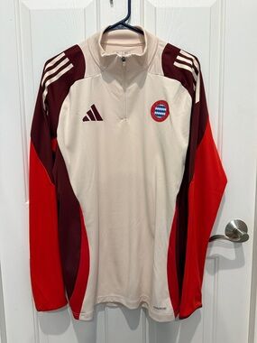 adidas Cream, Burgundy & Red Bayern Munich Half-Zip Training Top